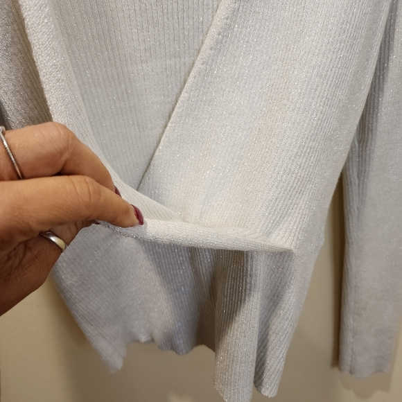 Pink Rose Gray Silver Glitter Long Steeves V Neck Wrap top size L - Picture 9 of 13